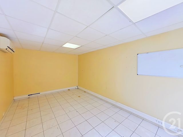 Local commercial à vendre - 250.68 m2 - 13 - Bouches-du-Rhone