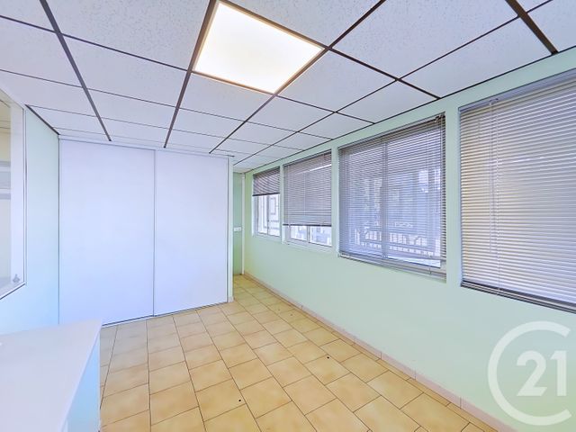 Local commercial à vendre - 250.68 m2 - 13 - Bouches-du-Rhone