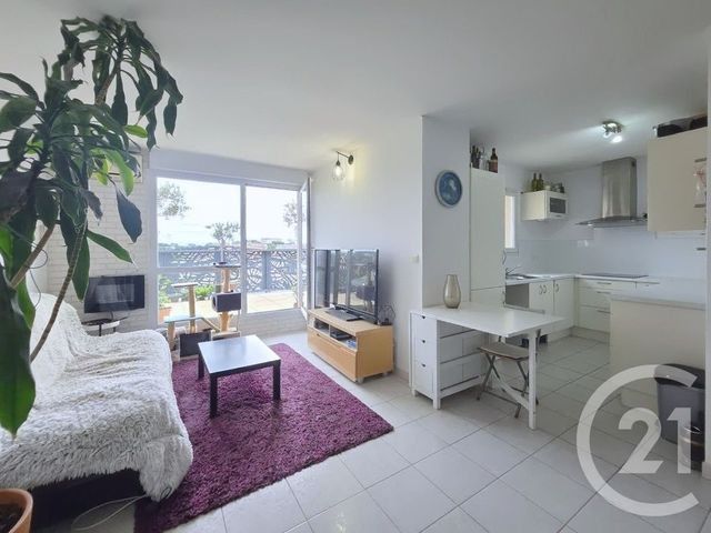 Appartement &agrave; vendre - 2 pi&egrave;ces - 46 m2 - Istres - 13 - PROVENCE-ALPES-COTE-D-AZUR