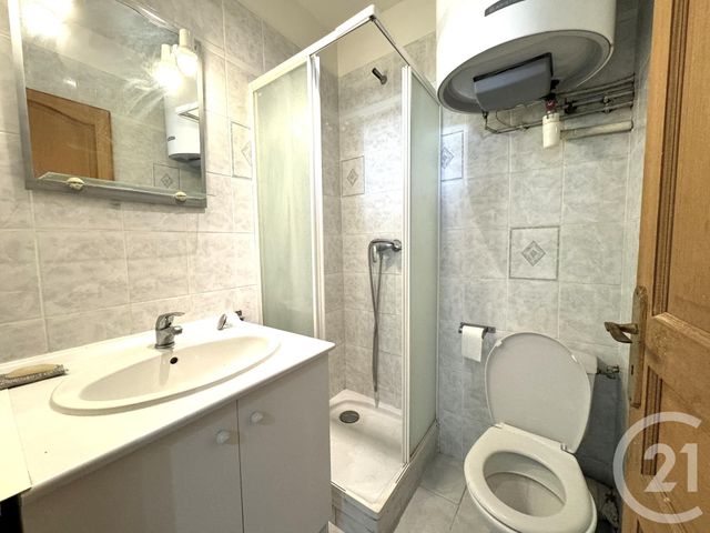 Appartement Studio &agrave; louer - 1 pi&egrave;ce - 17,57 m2 - Port St Louis Du Rhone - 13 - PROVENCE-ALPES-COTE-D-AZUR
