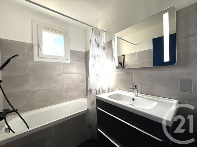 Appartement T3 &agrave; vendre - 3 pi&egrave;ces - 53,43 m2 - Fos Sur Mer - 13 - PROVENCE-ALPES-COTE-D-AZUR