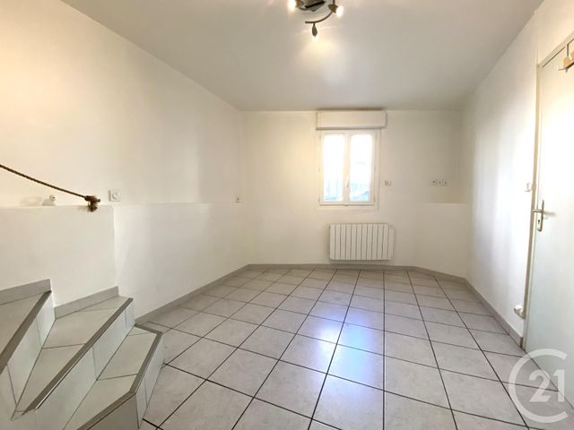 Appartement T2 &agrave; louer - 2 pi&egrave;ces - 29,20 m2 - Istres - 13 - PROVENCE-ALPES-COTE-D-AZUR