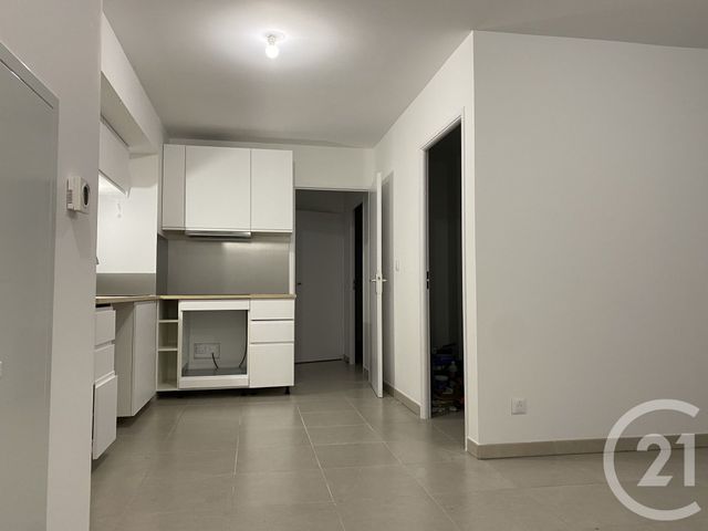 Appartement T3 &agrave; louer - 3 pi&egrave;ces - 56,04 m2 - Istres - 13 - PROVENCE-ALPES-COTE-D-AZUR