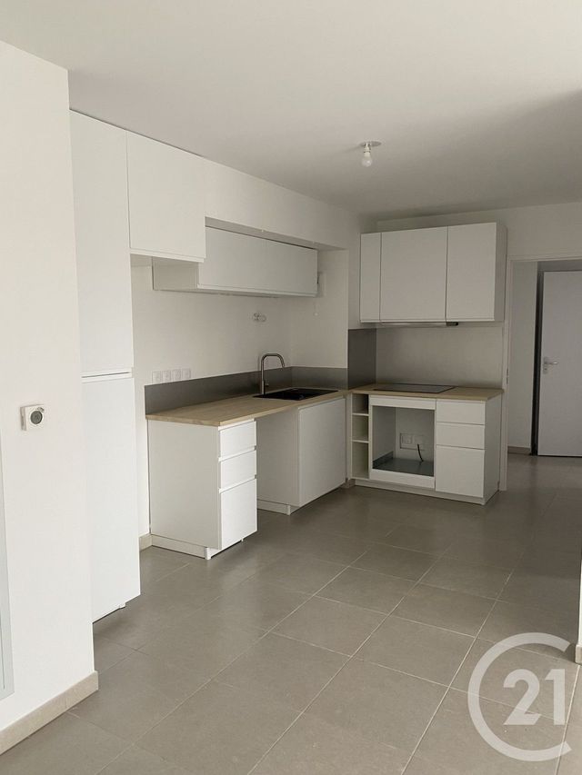 Appartement T3 &agrave; louer - 3 pi&egrave;ces - 56,04 m2 - Istres - 13 - PROVENCE-ALPES-COTE-D-AZUR