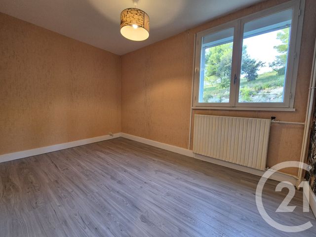 Appartement T5 &agrave; louer - 5 pi&egrave;ces - 98,05 m2 - Martigues - 13 - PROVENCE-ALPES-COTE-D-AZUR