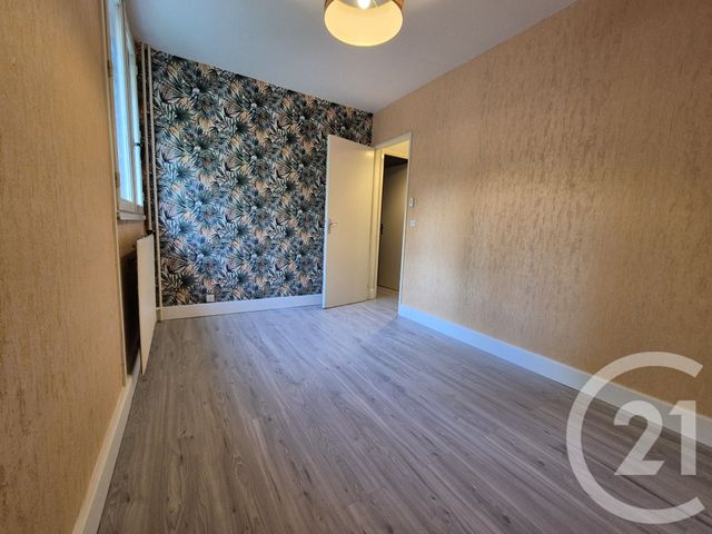 Appartement T5 &agrave; louer - 5 pi&egrave;ces - 98,05 m2 - Martigues - 13 - PROVENCE-ALPES-COTE-D-AZUR
