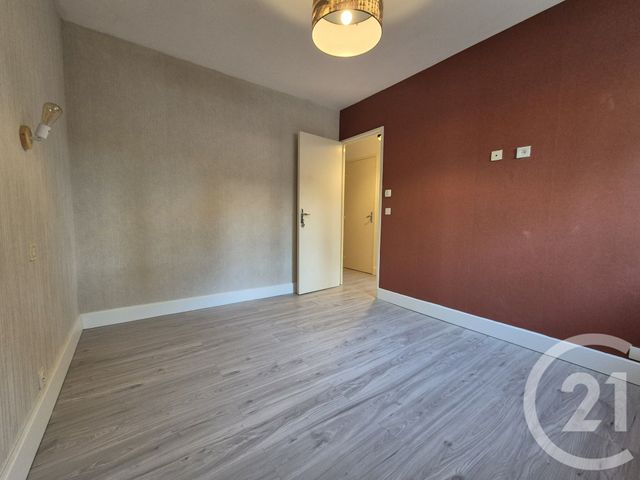 Appartement T5 &agrave; louer - 5 pi&egrave;ces - 98,05 m2 - Martigues - 13 - PROVENCE-ALPES-COTE-D-AZUR