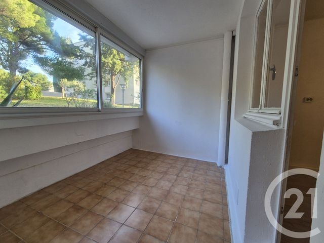Appartement T5 &agrave; louer - 5 pi&egrave;ces - 98,05 m2 - Martigues - 13 - PROVENCE-ALPES-COTE-D-AZUR