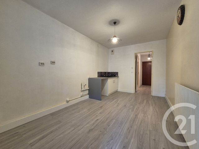 Appartement T5 &agrave; louer - 5 pi&egrave;ces - 98,05 m2 - Martigues - 13 - PROVENCE-ALPES-COTE-D-AZUR