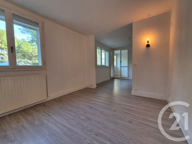 Appartement T5 &agrave; louer - 5 pi&egrave;ces - 98,05 m2 - Martigues - 13 - PROVENCE-ALPES-COTE-D-AZUR