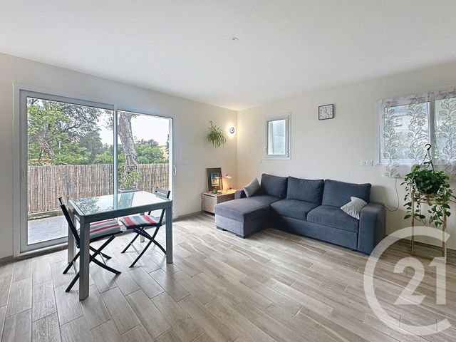 Appartement F4 à vendre - 4 pièces - 82 m2 - Santa Maria Poggio - 202 - CORSE