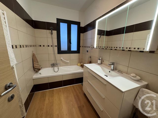 Appartement F4 à vendre - 4 pièces - 142,71 m2 - Penta Di Casinca - 202 - CORSE