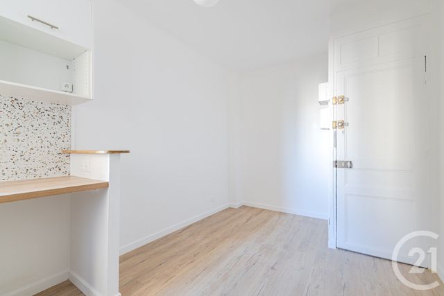 Appartement Studio &agrave; vendre - 1 pi&egrave;ce - 13 m2 - Paris - 75015 - ILE-DE-FRANCE