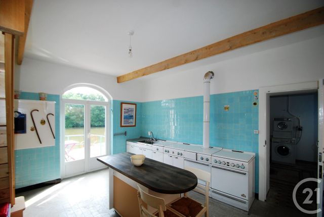 Maison à vendre - 9 pièces - 237,50 m2 - Lassay Les Chateaux - 53 - PAYS-DE-LOIRE