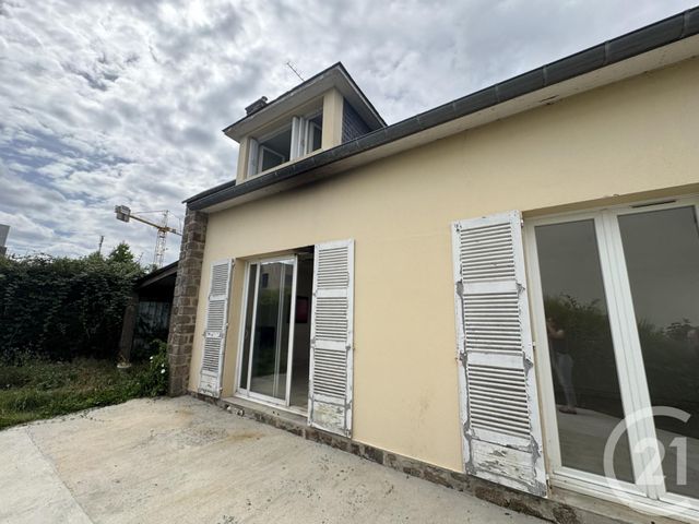 Maison &agrave; vendre - 4 pi&egrave;ces - 88,50 m2 - Ambrieres Les Vallees - 53 - PAYS-DE-LOIRE