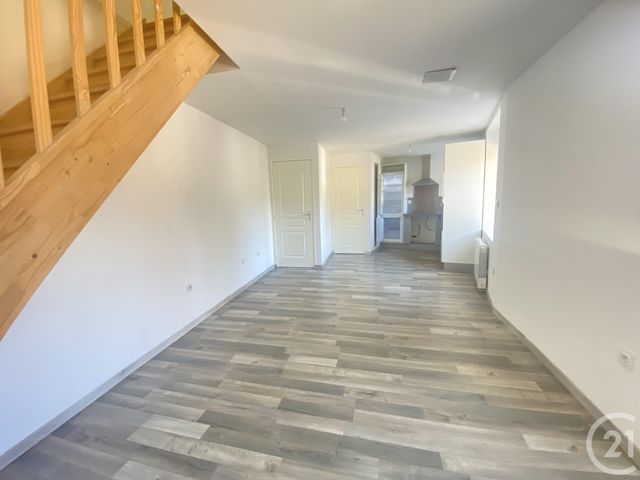 Maison à louer - 3 pièces - 71 m2 - Vautorte - 53 - PAYS-DE-LOIRE