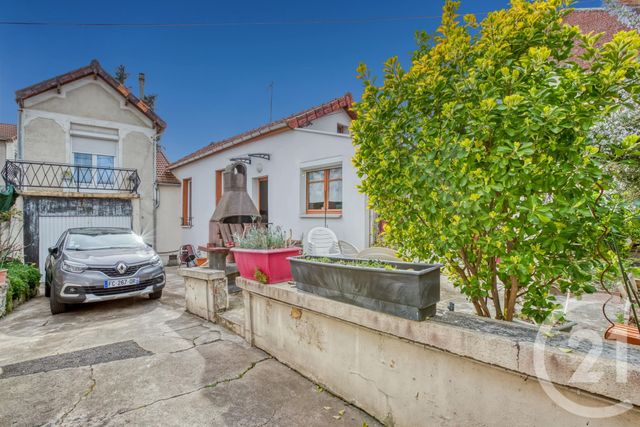 Maison à vendre - 3 pièces - 75 m2 - La Courneuve - 93 - ILE-DE-FRANCE