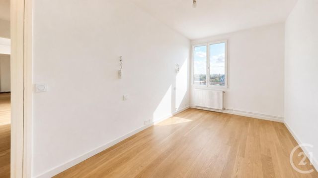 Appartement F3 &agrave; vendre - 4 pi&egrave;ces - 67,31 m2 - La Courneuve - 93 - ILE-DE-FRANCE