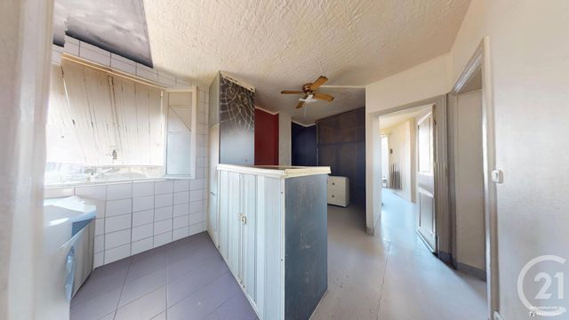 Appartement à vendre - 3 pièces - 40 m2 - La Courneuve - 93 - ILE-DE-FRANCE