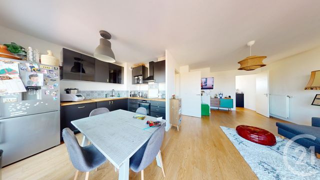 Appartement à vendre - 4 pièces - 81,44 m2 - La Courneuve - 93 - ILE-DE-FRANCE