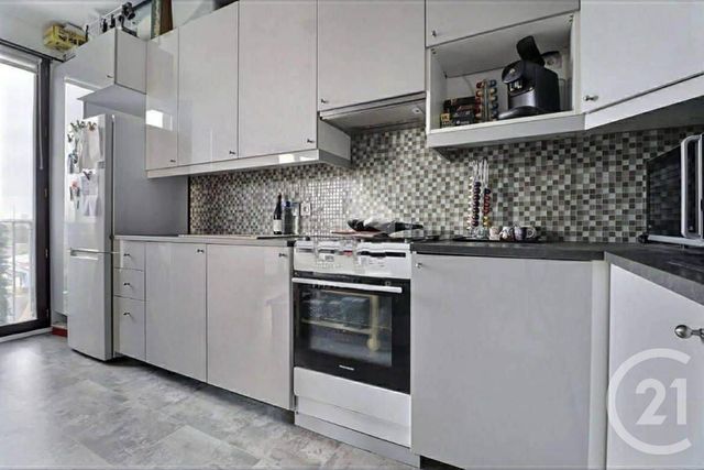 Appartement &agrave; vendre - 3 pi&egrave;ces - 63 m2 - La Courneuve - 93 - ILE-DE-FRANCE