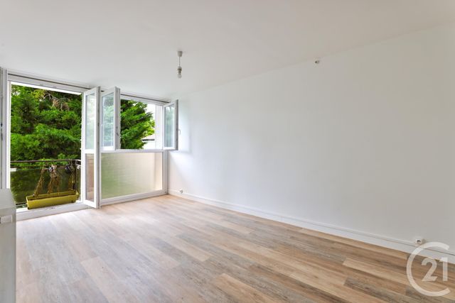 Appartement F3 à vendre - 3 pièces - 55 m2 - Le Bourget - 93 - ILE-DE-FRANCE