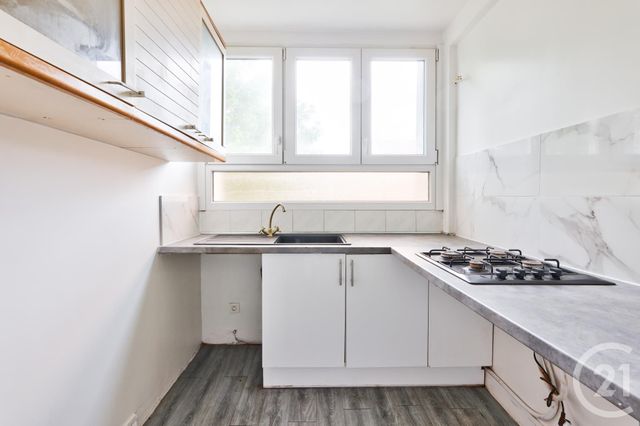 Appartement F3 à vendre - 3 pièces - 55 m2 - Le Bourget - 93 - ILE-DE-FRANCE