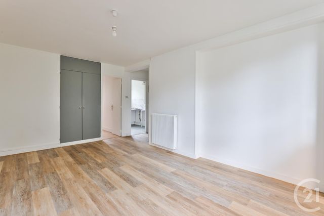 Appartement F3 à vendre - 3 pièces - 55 m2 - Le Bourget - 93 - ILE-DE-FRANCE