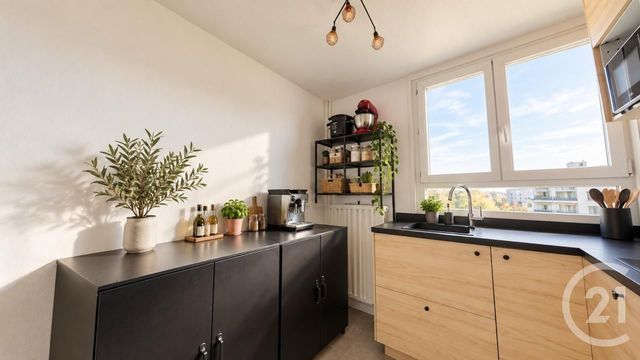Appartement F3 &agrave; vendre - 3 pi&egrave;ces - 63 m2 - La Courneuve - 93 - ILE-DE-FRANCE