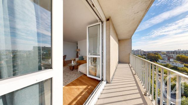 Appartement F3 &agrave; vendre - 3 pi&egrave;ces - 63 m2 - La Courneuve - 93 - ILE-DE-FRANCE