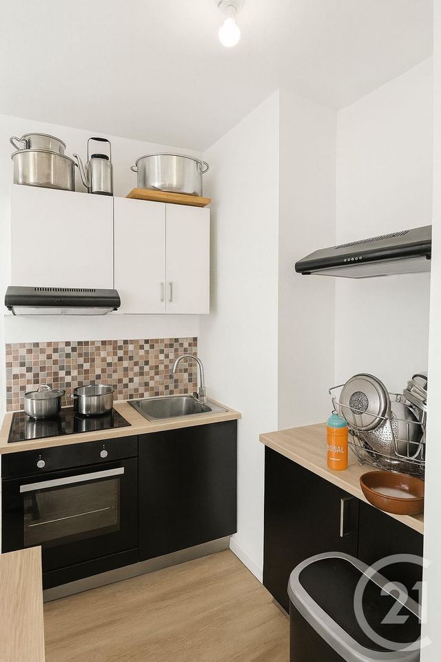 Appartement F3 à vendre - 3 pièces - 58 m2 - La Courneuve - 93 - ILE-DE-FRANCE