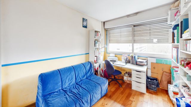 Appartement &agrave; vendre - 5 pi&egrave;ces - 103 m2 - La Courneuve - 93 - ILE-DE-FRANCE