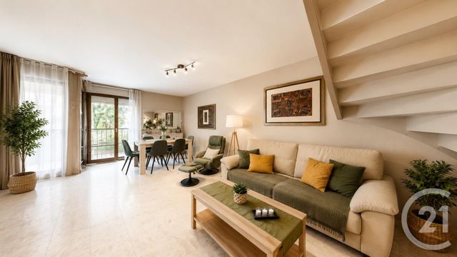 Appartement &agrave; vendre - 4 pi&egrave;ces - 80,30 m2 - La Courneuve - 93 - ILE-DE-FRANCE