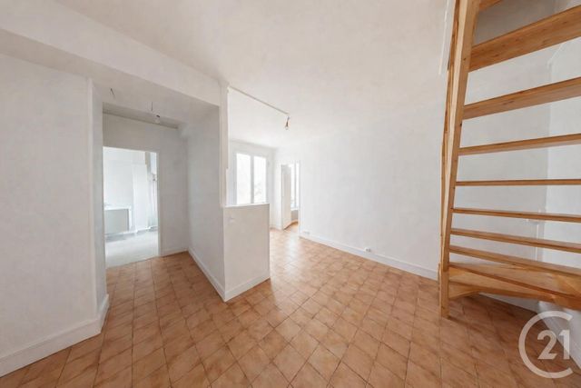 Appartement F2 &agrave; vendre - 2 pi&egrave;ces - 62 m2 - La Courneuve - 93 - ILE-DE-FRANCE