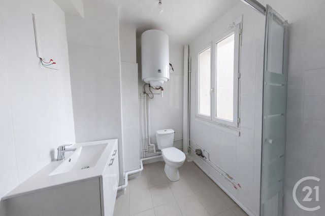 Appartement F2 &agrave; vendre - 2 pi&egrave;ces - 62 m2 - La Courneuve - 93 - ILE-DE-FRANCE