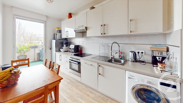Appartement F3 &agrave; vendre - 3 pi&egrave;ces - 63,80 m2 - La Courneuve - 93 - ILE-DE-FRANCE