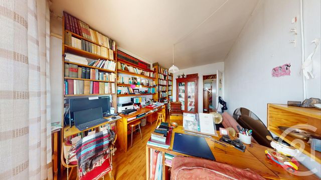 Appartement à vendre - 5 pièces - 102,70 m2 - La Courneuve - 93 - ILE-DE-FRANCE