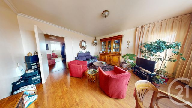 Appartement à vendre - 5 pièces - 102,70 m2 - La Courneuve - 93 - ILE-DE-FRANCE