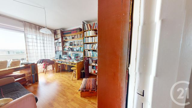 Appartement à vendre - 5 pièces - 102,70 m2 - La Courneuve - 93 - ILE-DE-FRANCE