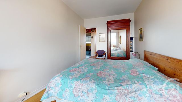 Appartement à vendre - 5 pièces - 102,70 m2 - La Courneuve - 93 - ILE-DE-FRANCE