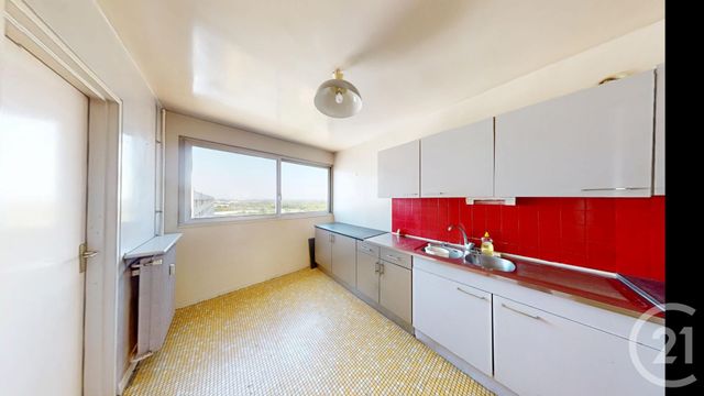 Appartement &agrave; vendre - 5 pi&egrave;ces - 102,70 m2 - La Courneuve - 93 - ILE-DE-FRANCE