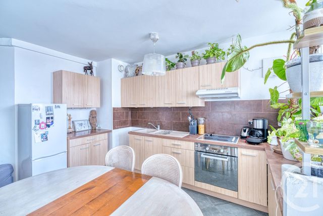 Appartement F2 &agrave; vendre - 3 pi&egrave;ces - 54 m2 - La Courneuve - 93 - ILE-DE-FRANCE