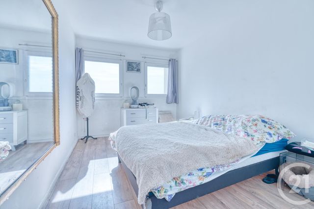 Appartement F2 &agrave; vendre - 3 pi&egrave;ces - 54 m2 - La Courneuve - 93 - ILE-DE-FRANCE