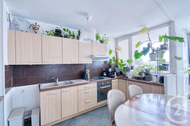 Appartement F2 &agrave; vendre - 3 pi&egrave;ces - 54 m2 - La Courneuve - 93 - ILE-DE-FRANCE