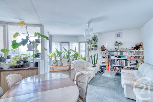 Appartement F2 &agrave; vendre - 3 pi&egrave;ces - 54 m2 - La Courneuve - 93 - ILE-DE-FRANCE