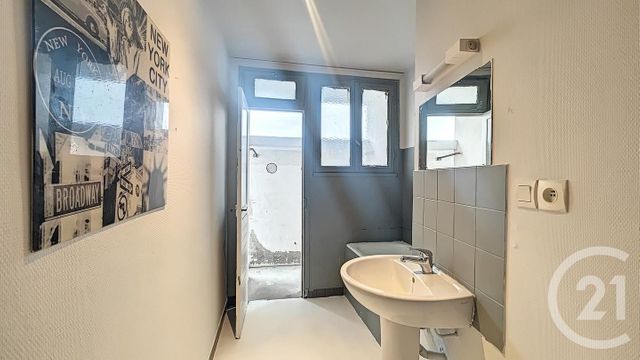 Appartement F5 à vendre - 5 pièces - 80 m2 - Guingamp - 22 - BRETAGNE