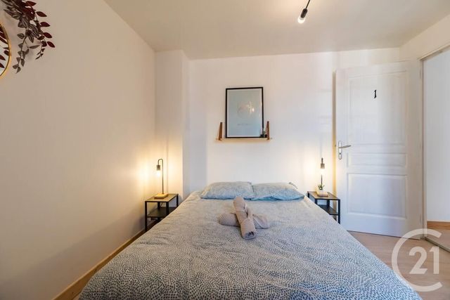 Appartement F4 à vendre - 5 pièces - 83,73 m2 - Guingamp - 22 - BRETAGNE