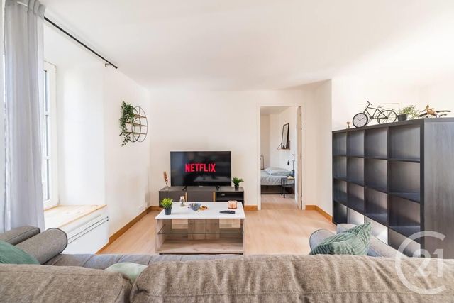 Appartement F4 à vendre - 5 pièces - 83,73 m2 - Guingamp - 22 - BRETAGNE