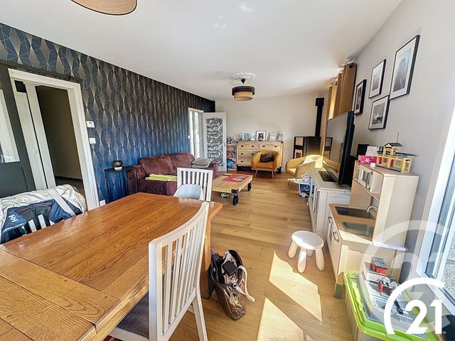 Maison &agrave; vendre - 6 pi&egrave;ces - 137,44 m2 - Ploumagoar - 22 - BRETAGNE