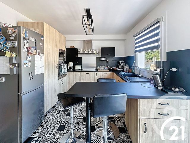 Maison &agrave; vendre - 6 pi&egrave;ces - 137,44 m2 - Ploumagoar - 22 - BRETAGNE